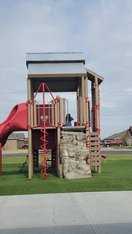 Lawndale Park - Image 1