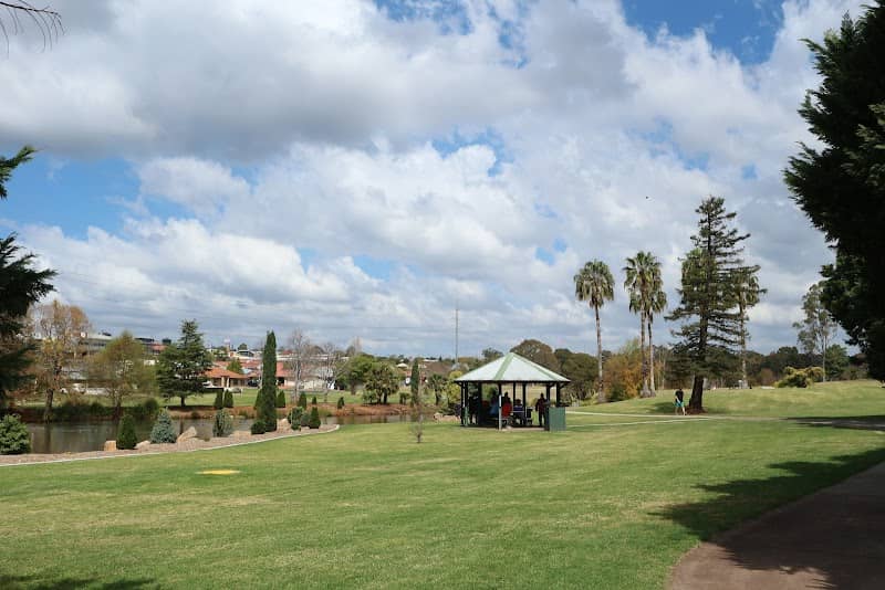 Lemway Avenue Park - Image 2