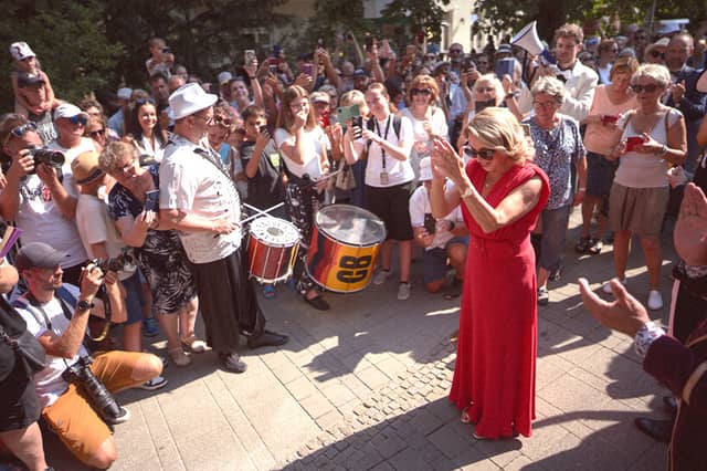 Neposlušná čiara - Image 1