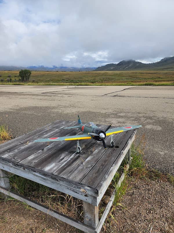 RC Airfield - Image 1