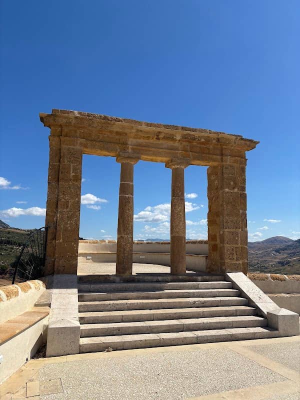 Belvedere - Image 1