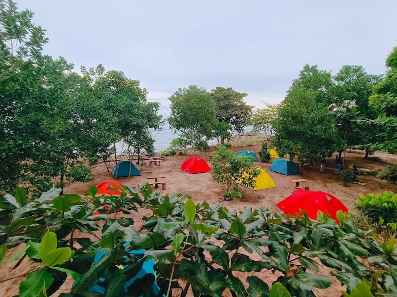 Wisata pantai batu - Image 1