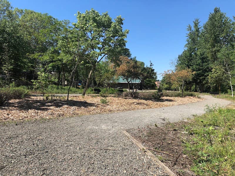 Tukwila Pond Park - Image 2