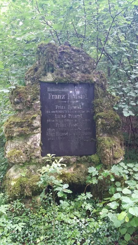 Feustel Family Memorial - Image 1