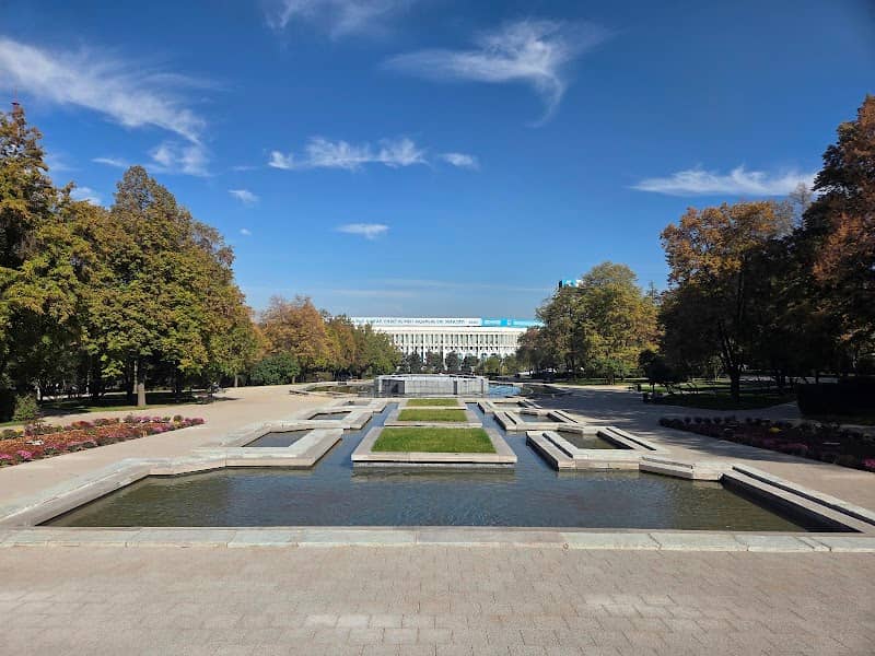 Linden Alley Fountains - Image 1