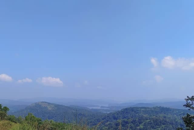 Dam Reservoir View Point Ambalamedu - Image 1