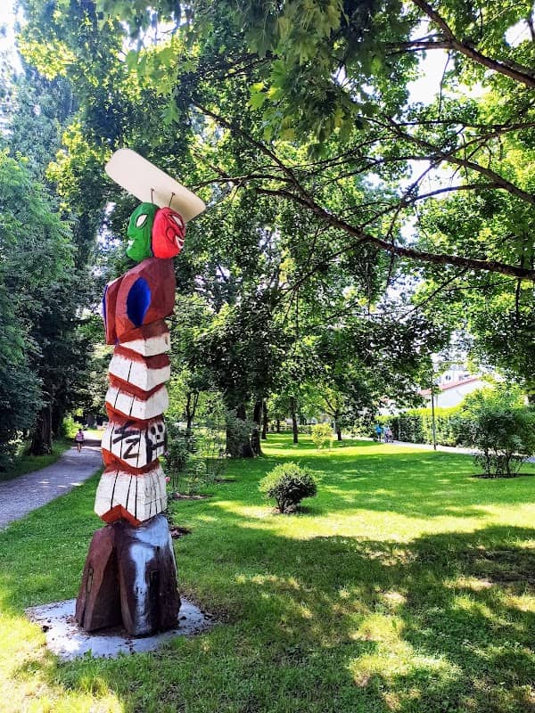 Totem - Image 1