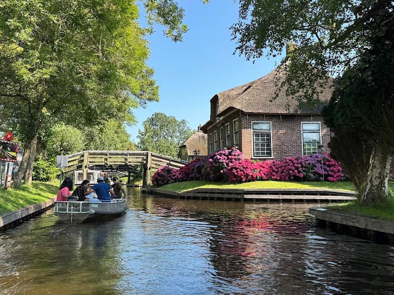 Giethoorn Netherlands - Image 1