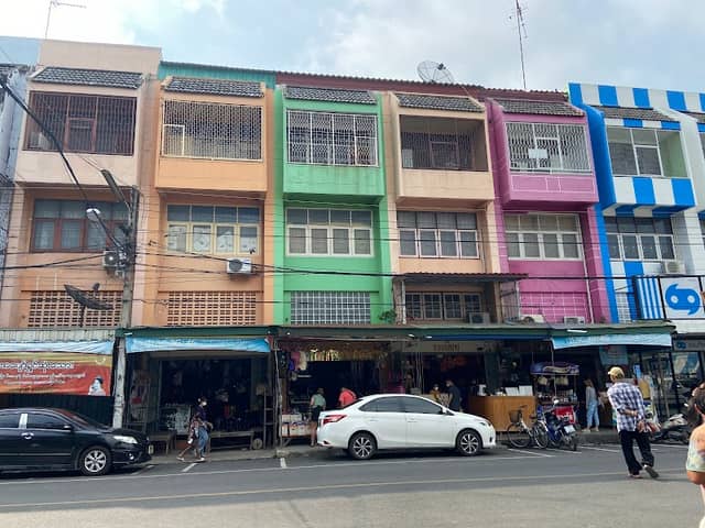 ตลาดเก่าองครักษ์ - Image 1