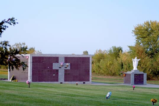 Shawnee Mission Memory Gardens - Image 2