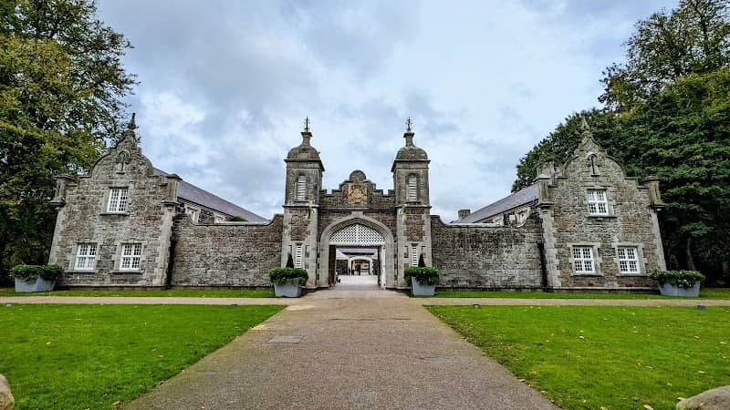 Clotworthy House - Image 1