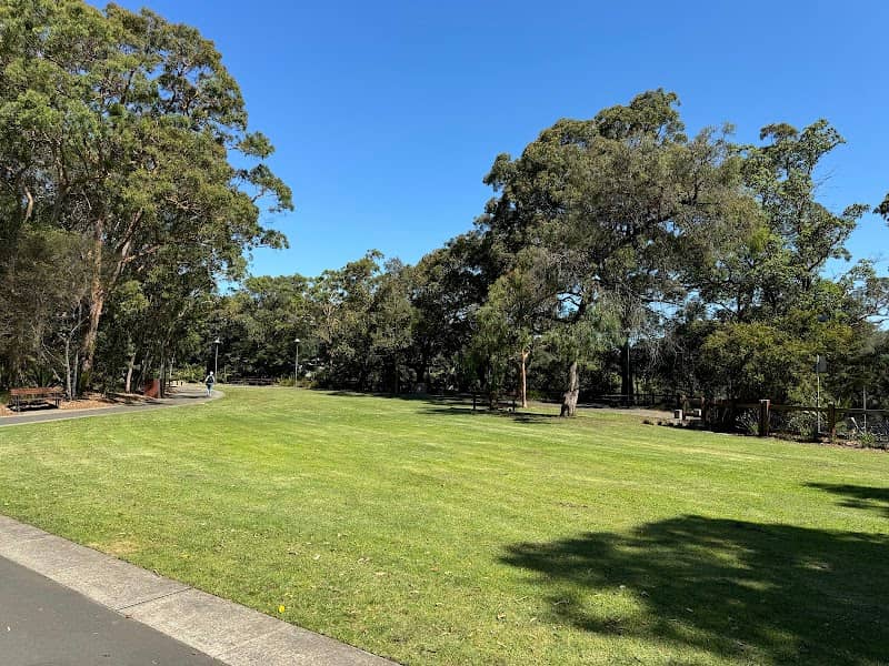 Como Pleasure Grounds - Image 1