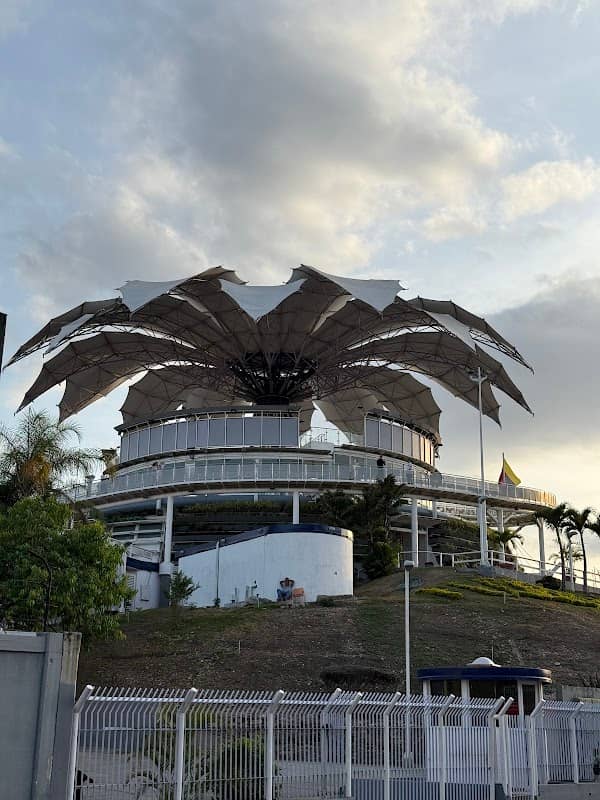 Monumento Nacional y Patrimonio Cultural "La Flor de Venezuela" - Image 2