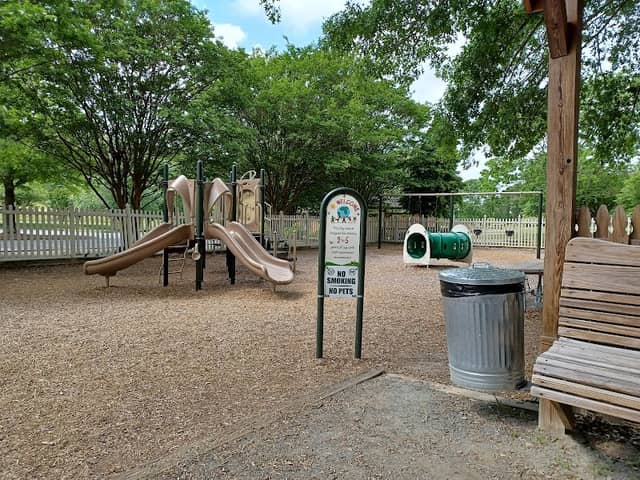 Village of Tobaccoville Community Center - Image 1