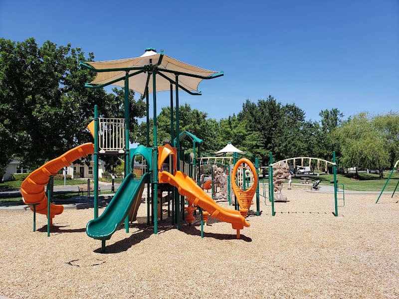 Husa Ranch/Nob Hill Park - Image 1