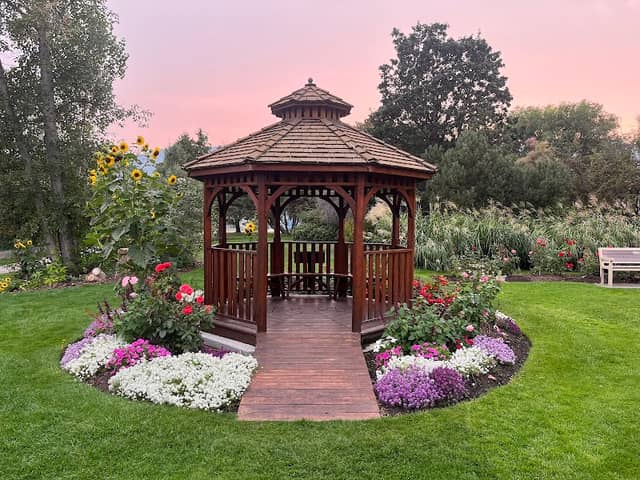 Penticton Rose Garden - Image 1