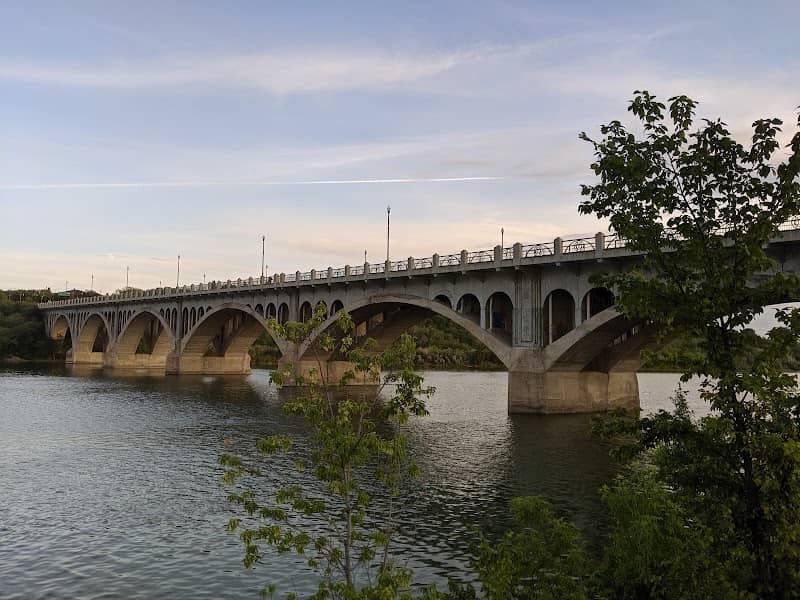 Broadway Bridge - Image 1