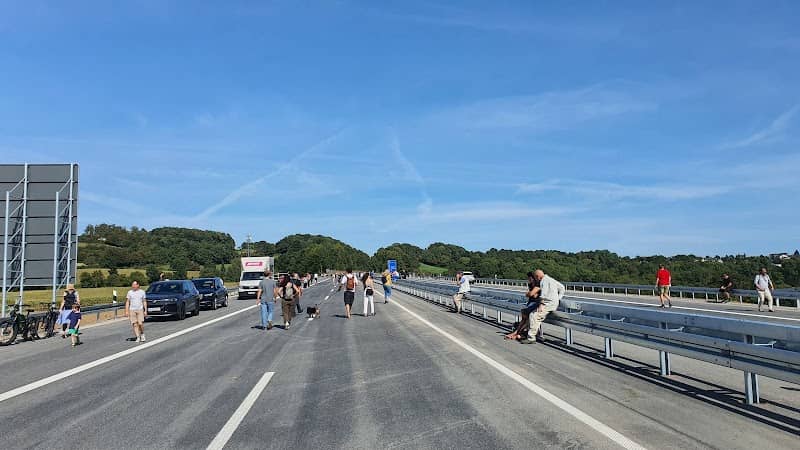 Denkmal auf der Aarbachtalbrücke / A544 - Image 2