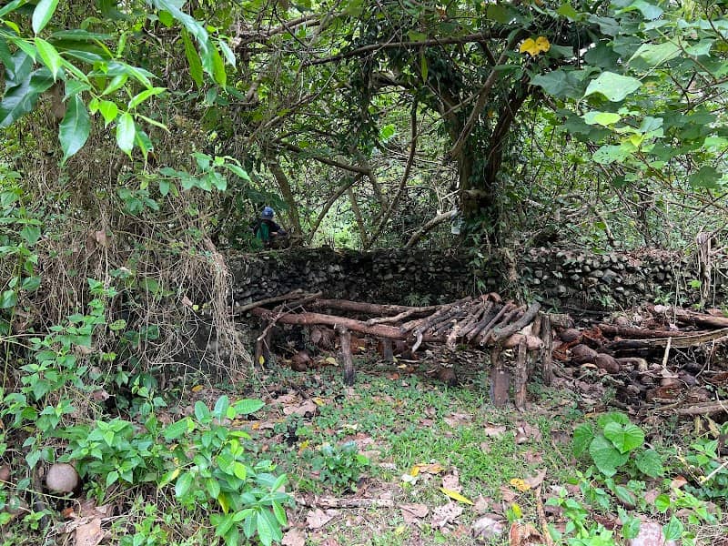 Spanish Wall Ruins (Asinan) - Image 1