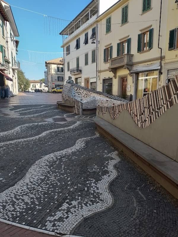 Via principale del Centro Storico di Montelupo Fiorentino - Image 1