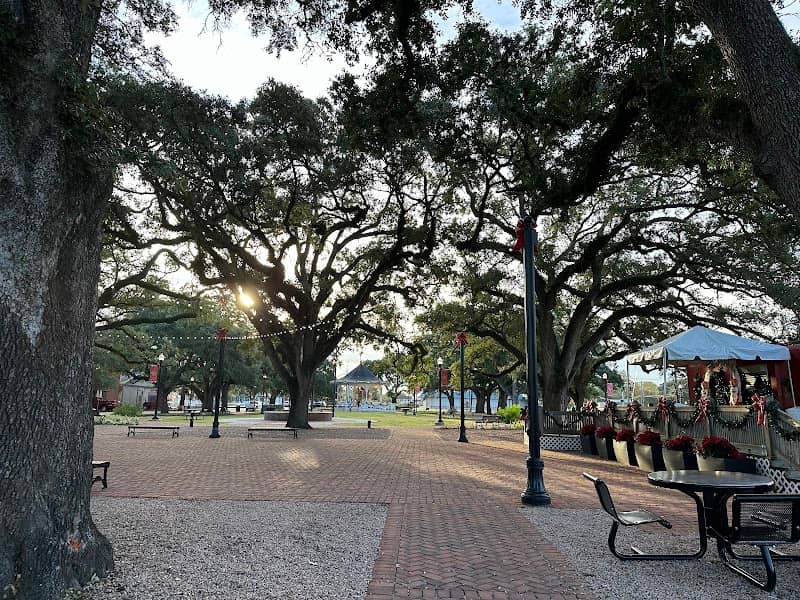 League Park - Image 3