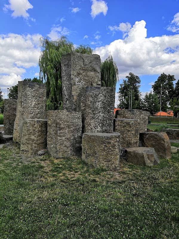 Kamenný les - Image 1