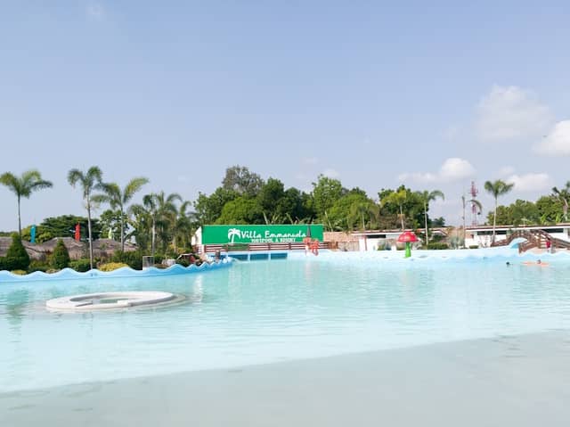 Saint James Memorial Park - Image 2