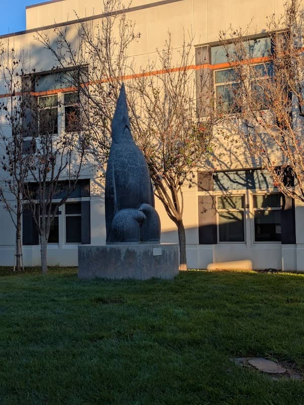 Penguins Sculpture - Image 2