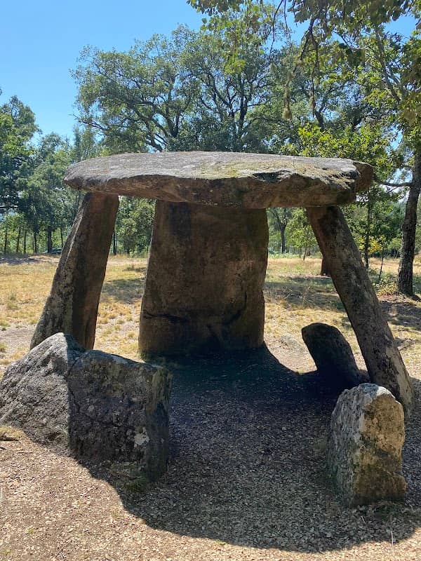 Arca dolmen - Image 1