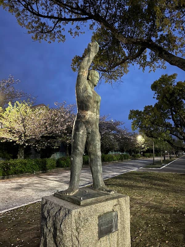 The Tenth Anniversary of the Foundation Monument - Image 1