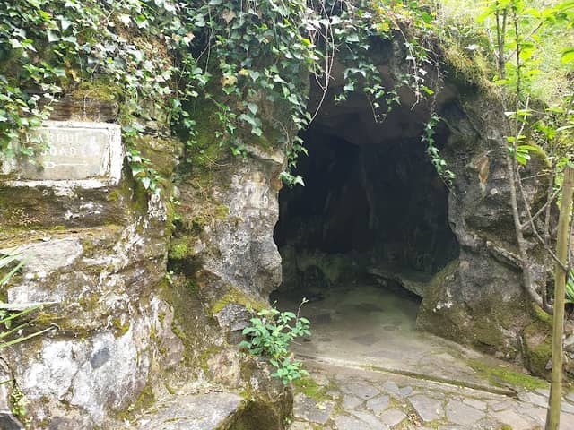 Gruta da fonte - Image 1