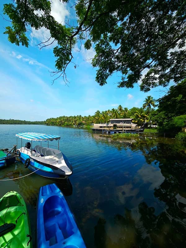 Conolly cruises Enamavu - Image 1