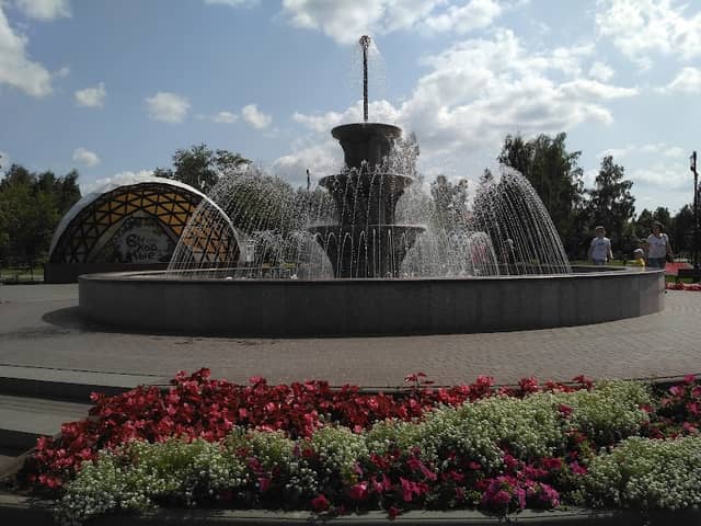 Fountain on the New Cathedral - Image 1