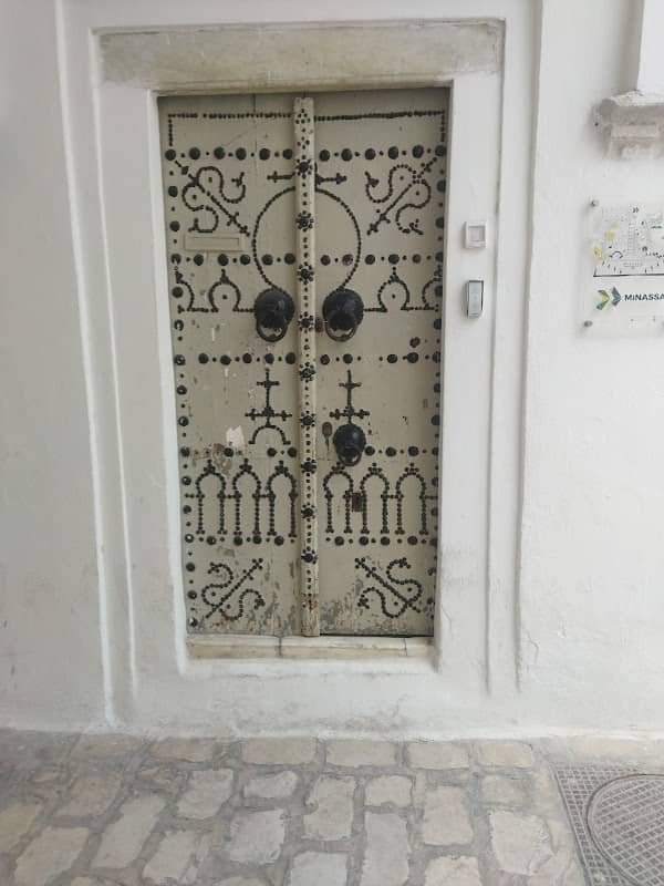 نسيبتي العزيزة - Image 2