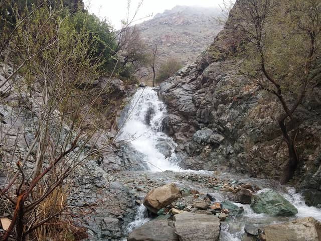 آبشار دره نوسنگ حصارک - Image 1