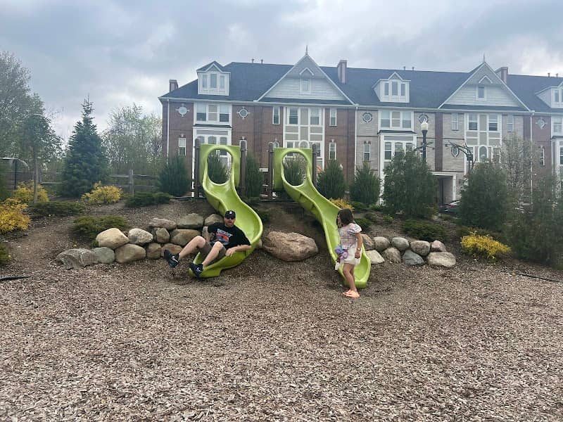 Howell Summit Gardens - Image 1