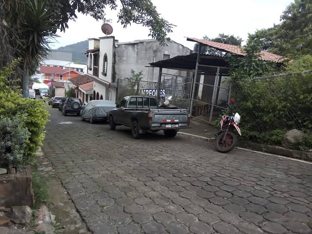 Plaza de Perquin - Image 1