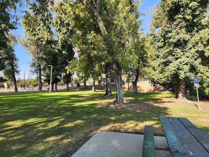 Cricket Hollow Park - Image 1