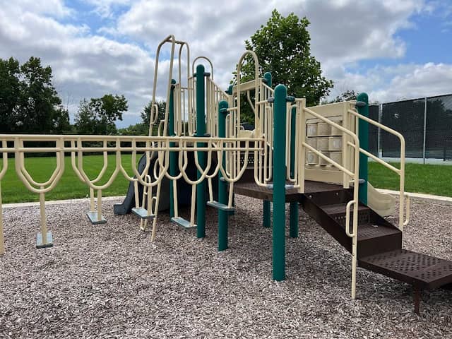 Kurth Park - Image 1