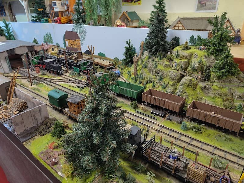 Modellbahn- , Modellbau- und Puppenverein Neupetershain e.V. - Image 1