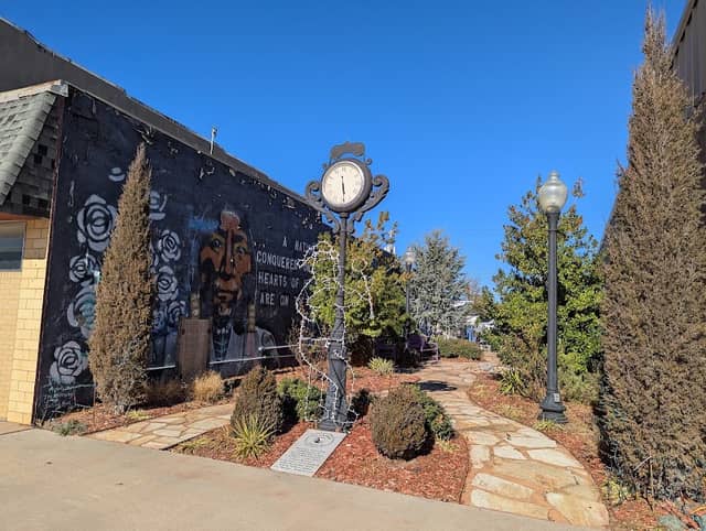 Downtown Pocket Park - Image 1