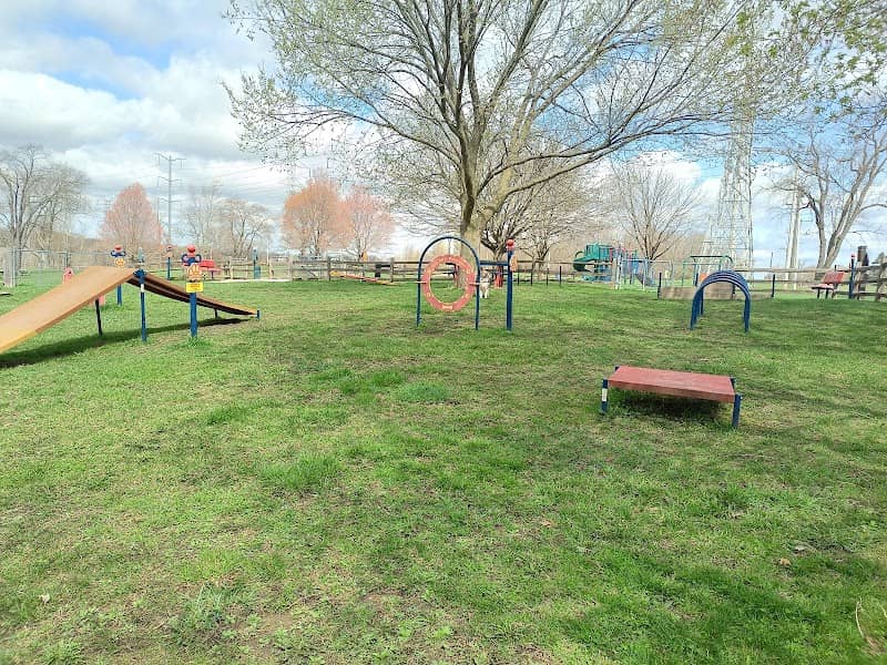 Larsen Nature Preserve And Dog Park - Image 2