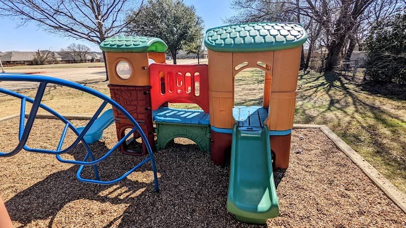 Knox Park - Image 2
