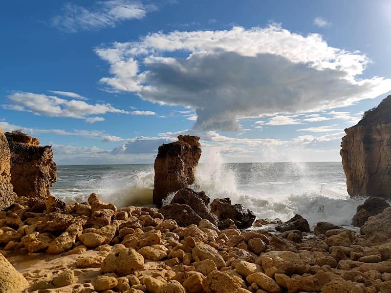Slab cliffs - Image 3