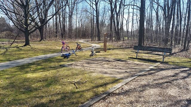 Stoneridge East Park - Image 2