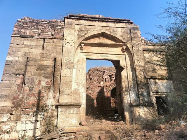 Pachhapur Fort - Image 1