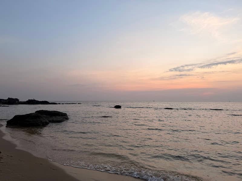 不友善沙灘 - Image 1