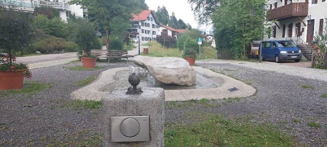 Dorfbrunnen - Image 2