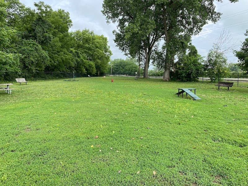 Eleanor Wallace Dog park - Image 1
