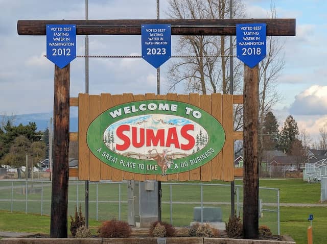Sumas Welcome Sign - Image 1